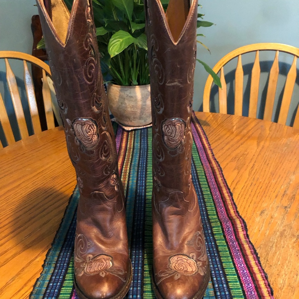 women’s Sheyenne cowboy boots